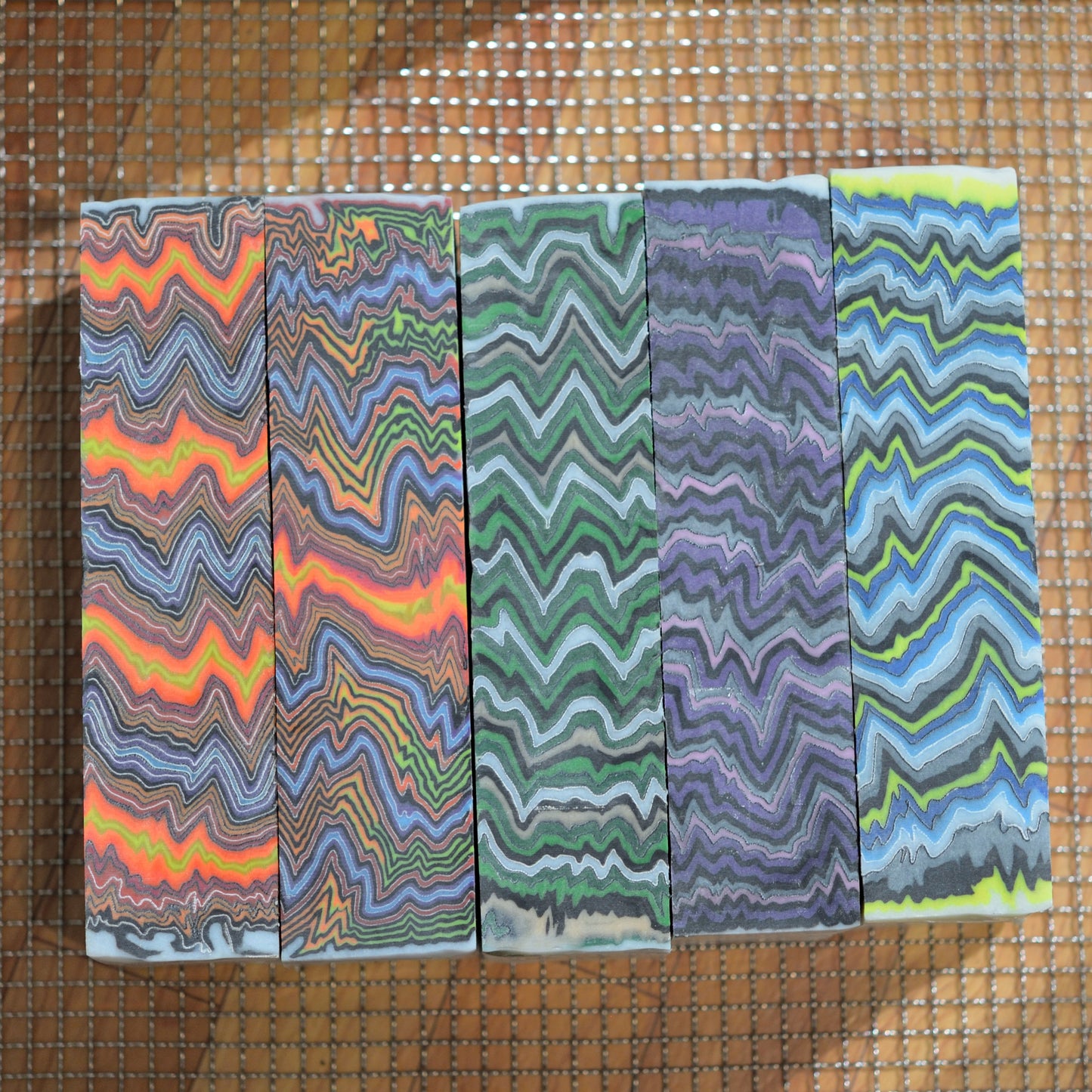 4 x Layered Composite Blocks & Scales #020